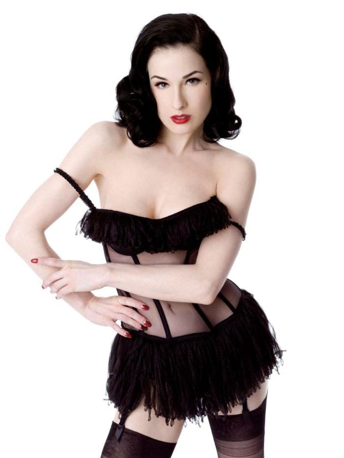 Dita Von Teese 46 yaşına girdi