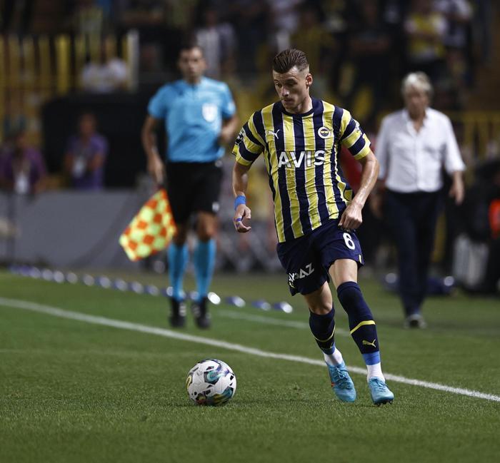 Fenerbahçede Jorge Jesustan sürpriz karar İşte ilk 11i...