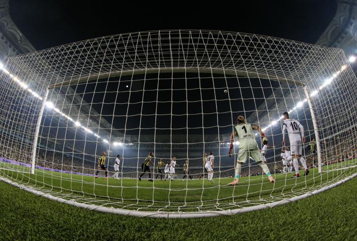 Fanatik yazarlarının Fenerbahçe - Beşiktaş maçı yorumları