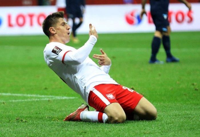 Son dakika Galatasaray transfer haberi Sarı kırmızılılar 2 transfer daha yapacak