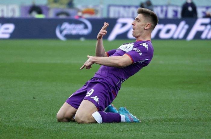 Son dakika Galatasaray transfer haberi Sarı kırmızılılar 2 transfer daha yapacak