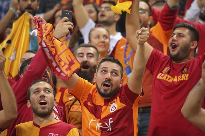 Fanatik yazarlarının Galatasaray - Lokomotiv Moskova maçı yorumları