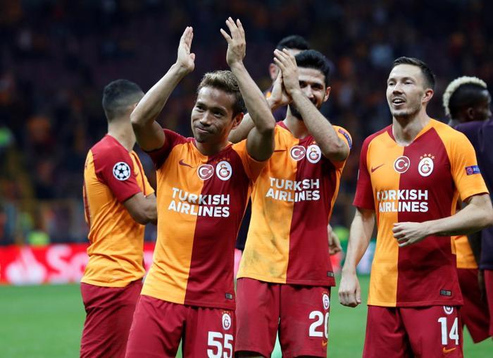 Gecenin sorusu (Erman Özgür)