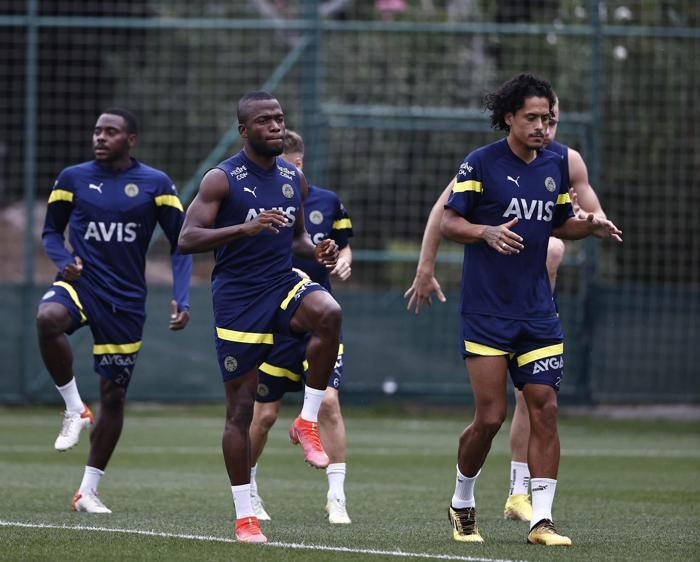 Fenerbahçede Jorge Jesustan sürpriz tercih Kayserispor maçı ilk 11i (Muhtemel)