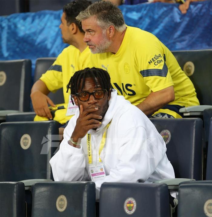 Fenerbahçe haberi: Michy Batshuayi taraftarlarla buluştu