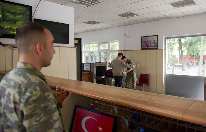 Bedelli askerlik uygulamasının ilk celbi teslim oldu