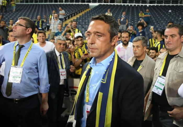 İngiliz medyasından Mesut Özil Fenerbahçeye... iddiası