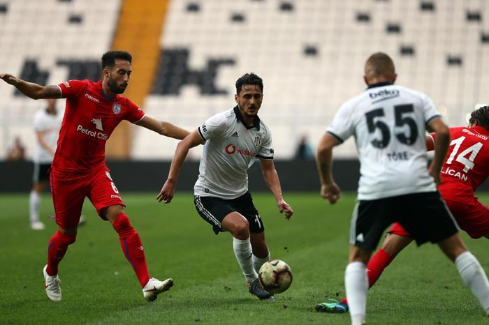 Beşiktaş-Altınordu maçında şok protesto
