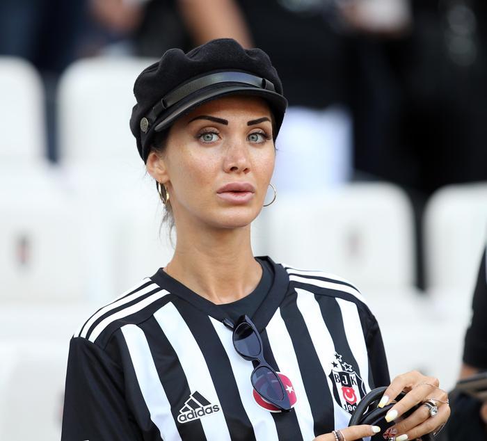 Beşiktaş-Altınordu maçında şok protesto