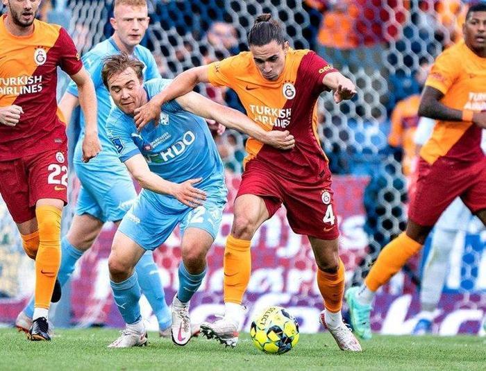 Son dakika transfer haberi Galatasarayda beklenen ayrılık gerçekleşiyor Nuri Şahin o yıldızı alıyor