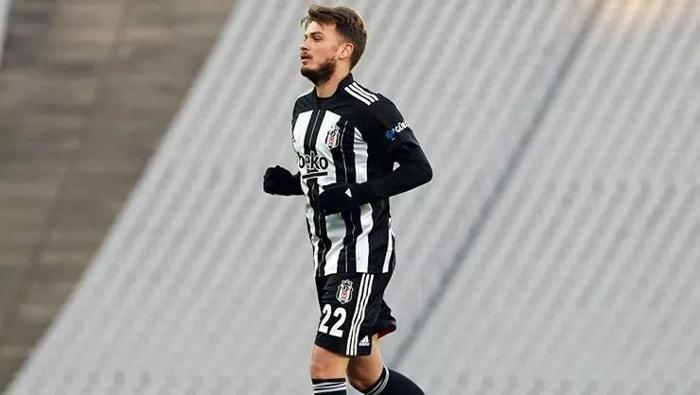 Kulüpsüz kalan yıldız futbolcular
