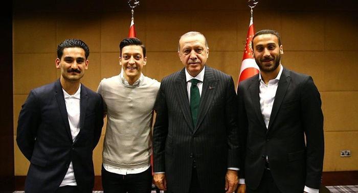 Joachim Löwden flaş Mesut Özil açıklaması