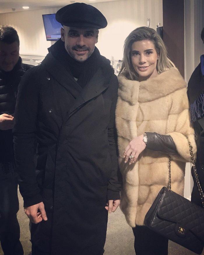 Üç çocuk annesi futbol milyarderi | Yaşamı göz kamaştırıyor
