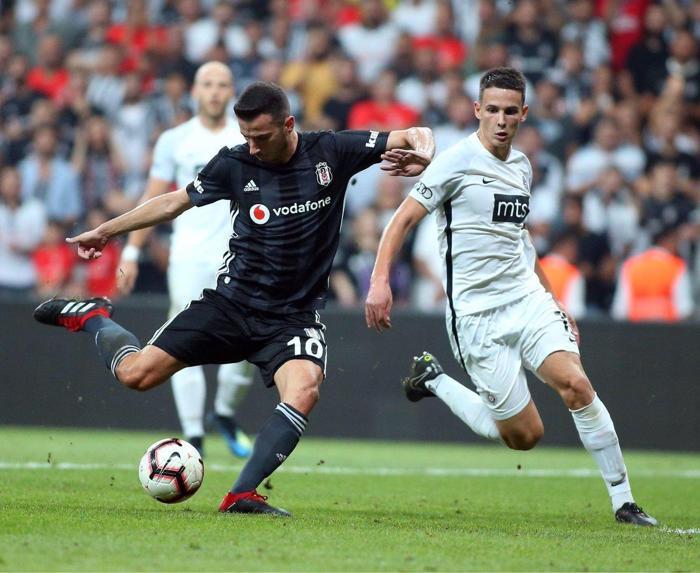 Oğuzhan Özyakuptan olay gol sevinci