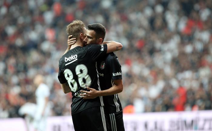 Oğuzhan Özyakuptan olay gol sevinci