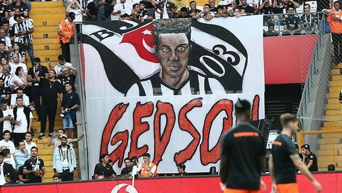 Beşiktaş - Başakşehir maçında dikkat çeken detay Wout Weghorstun yeni tarzı