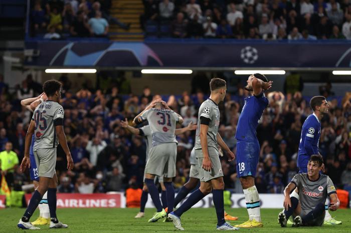 UEFA Şampiyonlar Liginde gecenin özeti Messi ve Ancelotti tarihe geçti