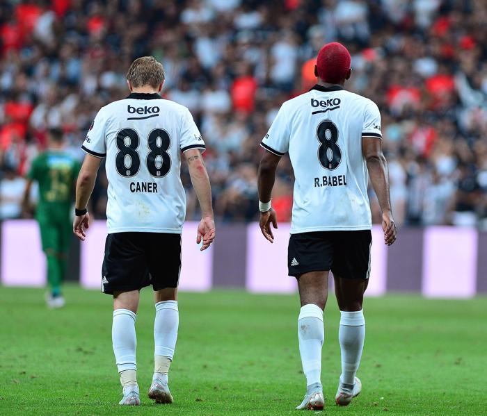 Fanatik yazarlarının Beşiktaş - Akhisar maçı yorumları