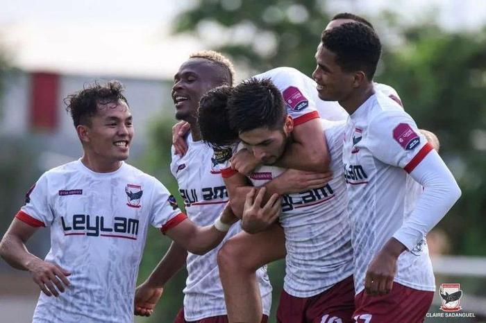 Tek devrede 4 gol 20 yaşındaki Türk golcü Arda Çınkır Filipinler Ligini sallıyor