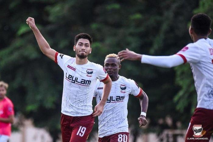 Tek devrede 4 gol 20 yaşındaki Türk golcü Arda Çınkır Filipinler Ligini sallıyor