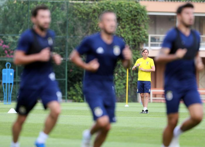 Fenerbahçede Andre Ayew ilk kez takımla birlikte çalıştı