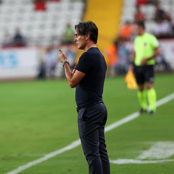 Vincenzo Montella: Türkiyedeki ligi kolay sananlar yanılıyor