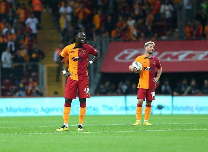 Mertensin sonraki adresini açıkladı