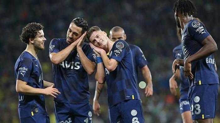 Jorge Jesustan İstanbulsporlu futbolcuya olay hareket