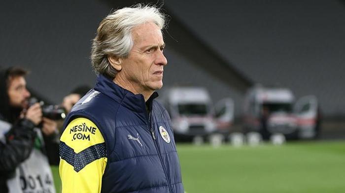 Jorge Jesustan İstanbulsporlu futbolcuya olay hareket