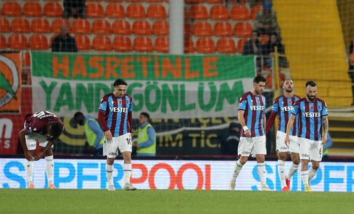 Spor yazarları Alanyaspor - Trabzonspor maçını değerlendirdi Radikal kararlar...