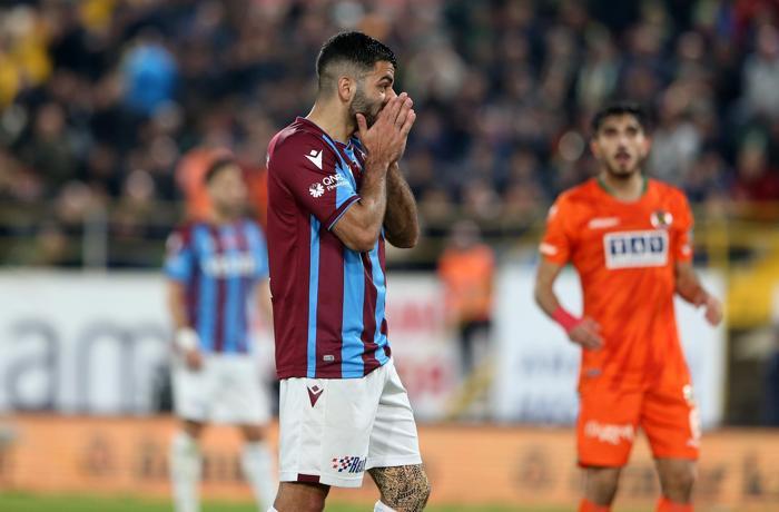 Spor yazarları Alanyaspor - Trabzonspor maçını değerlendirdi Radikal kararlar...
