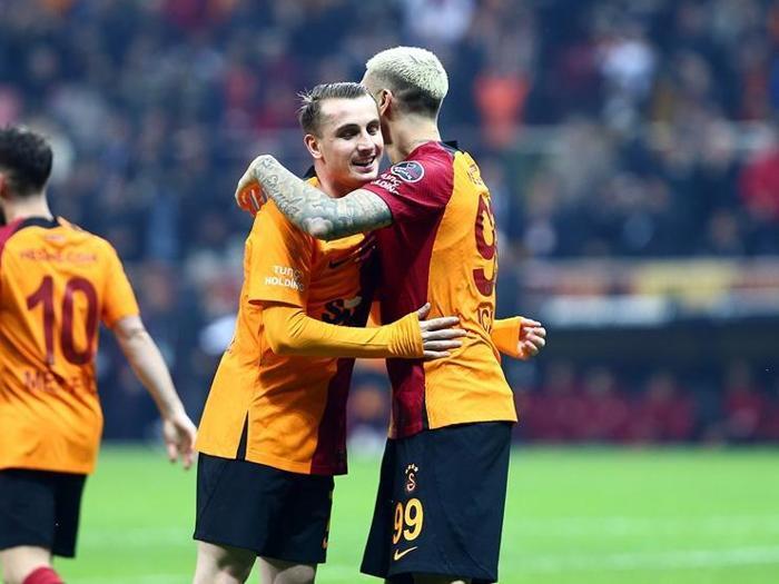 Galatasaray - Antalyaspor maçında gözlerden kaçan tartışma: Kerem Aktürkoğlu - Nuri Şahin