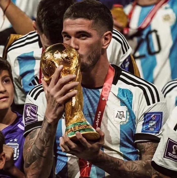 Rodrigo De Paulun sevgilisinden Messi itirafı