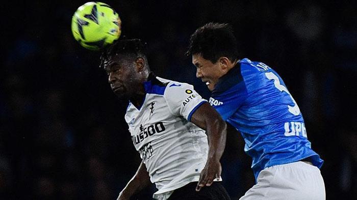 NAPOLİ KİM SAVAŞINI KAZANDI