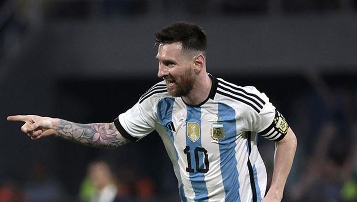 LIONEL MESSI (ARJANTİN)