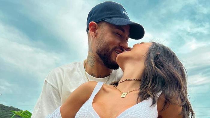 Neymar ve Biancardi müjdeli haberi duyurdu
