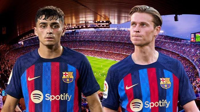 Barcelonanın dokunulmaz yedilisi
