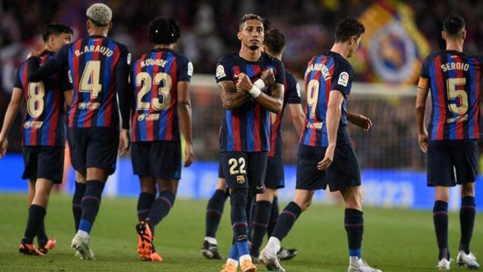 Barcelonanın dokunulmaz yedilisi