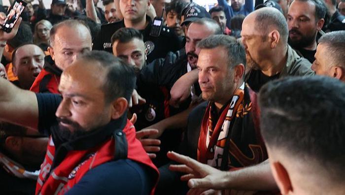 Galatasaray kafilesine şampiyon karşılaması