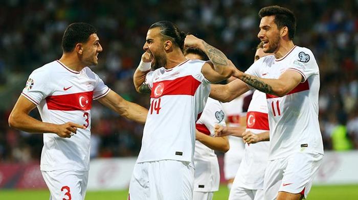 Spor yazarları Letonya - Türkiye maçını yazdı Hala Kuntz mu