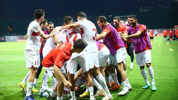 Spor yazarları Letonya - Türkiye maçını yazdı Hala Kuntz mu