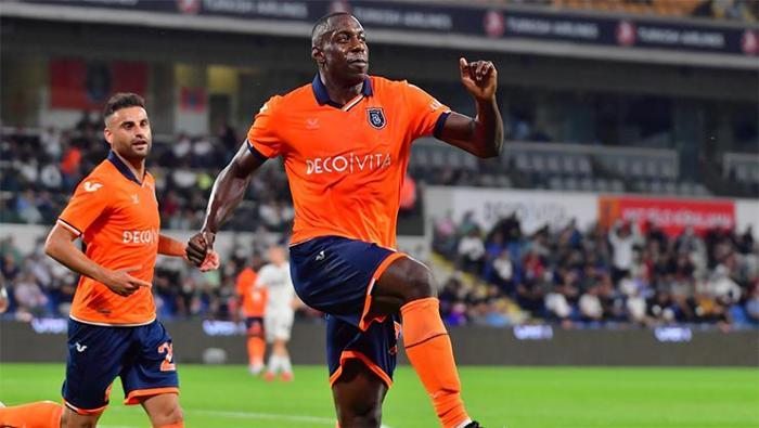 Stefano Okaka (santrfor)