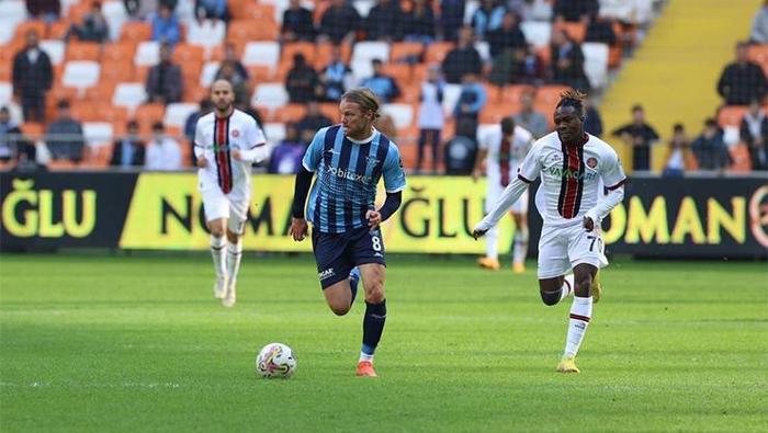 Birkir Bjarnason (merkez orta saha)