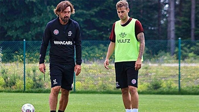 Mateo Ricci (ön libero)