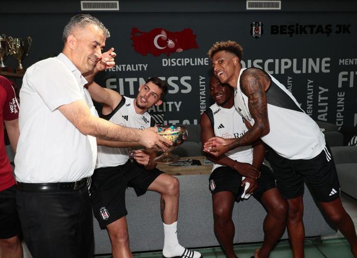 Son dakika Burak Yılmazın yeni görevi... İlk kare