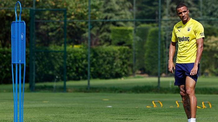 Rodrigo Becao Fenerbahçe ile ilk antrenmanına çıktı