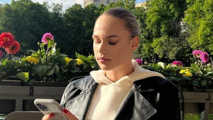 Arina Fedorovtseva yaşadığı talihsizliği anlattı Acil koltuğunda uçuyorum