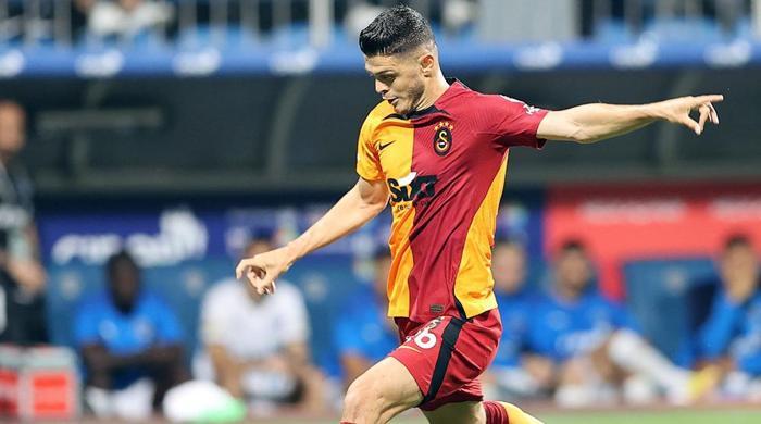 Galatasaraydan transferde çifte operasyon Temaslar hızlandırıldı