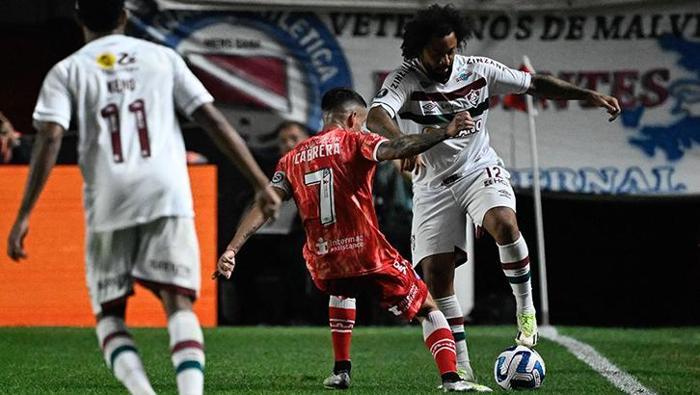 Marcelo, rakibinin ayağını kırdı Gözyaşlarıyla sahayı terk etti