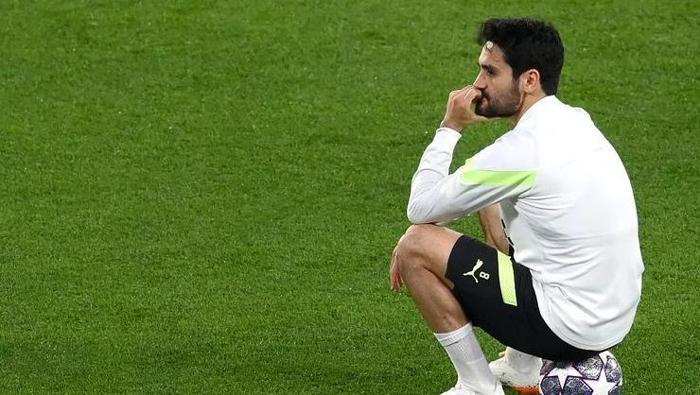 Barcelonada İlkay Gündoğan depremi Kafaları karıştıran olay